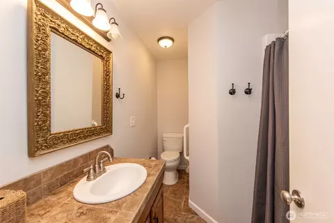 Bath - 33 Pebble Way, Sequim, WA 98382 photo 3 of 3