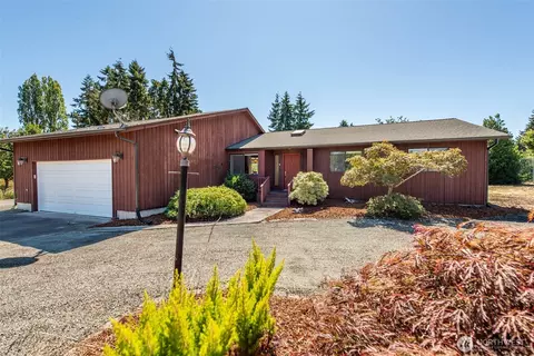 33 Pebble Way, Sequim, WA 98382