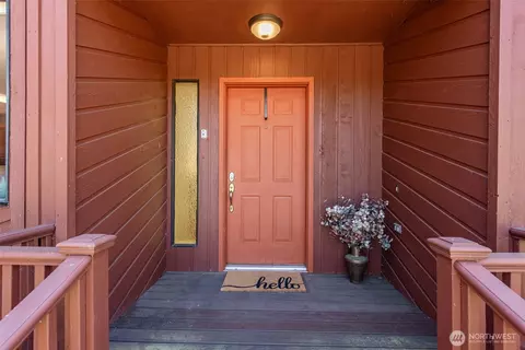 Entry Way - 33 Pebble Way, Sequim, WA 98382 photo 1 of 1