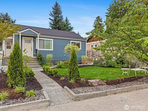 Exterior - 10126 NE 186th St, Bothell, WA 98011 photo 15 of 18