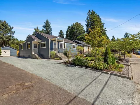 Exterior - 10126 NE 186th St, Bothell, WA 98011 photo 8 of 18