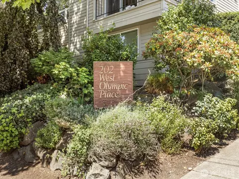 202 W Olympic Pl #103, Seattle, WA 98119