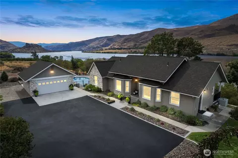 68 Shore Dr, East Wenatchee, WA 98802