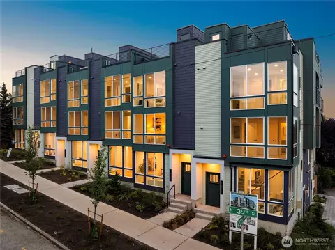 1529 N 39th St, Seattle, WA 98103