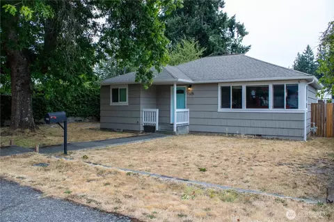 1325 Garrison Ave, Port Orchard, WA 98366