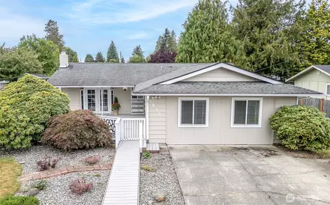 1836 Florence St, Enumclaw, WA 98022