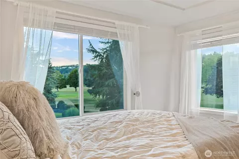 Bedroom - 14608 153rd St Ct E, Orting, WA 98360 photo 4 of 5