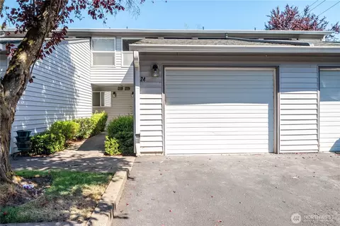 5301 Plomondon St #F24, Vancouver, WA 98661