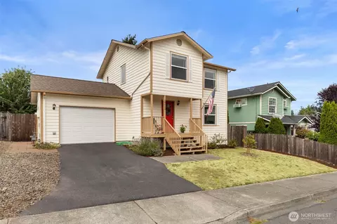 18615 Vaughn Milton Loop, Poulsbo, WA 98370