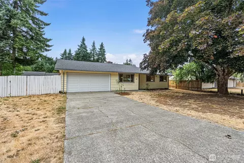 4828 Dana Dr SE, Port Orchard, WA 98367
