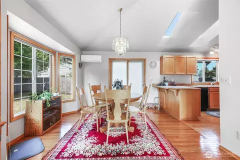 Dining - 18 E B E Intercity Ave, Everett, WA 98208 photo 1 of 1
