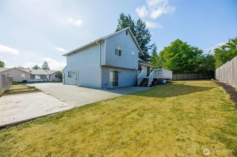 Exterior - 18 E B E Intercity Ave, Everett, WA 98208 photo 12 of 13