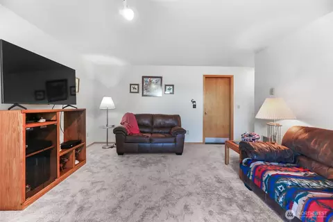 Living - 18 E B E Intercity Ave, Everett, WA 98208 photo 2 of 3
