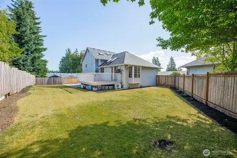 Exterior - 18 E B E Intercity Ave, Everett, WA 98208 photo 5 of 13