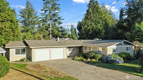 3937 Southglen Pl SE, Tumwater, WA 98501
