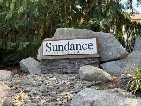 25235 SE Klahanie Blvd #Q304, Issaquah, WA 98029