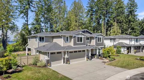 412 Stevens St, Steilacoom, WA 98388