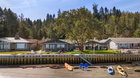 921 Port Susan Ter, Camano Island, WA 98282