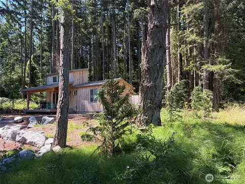 Exterior - 311 Enchanted Forest Rd, Eastsound, WA 98245 photo 3 of 9
