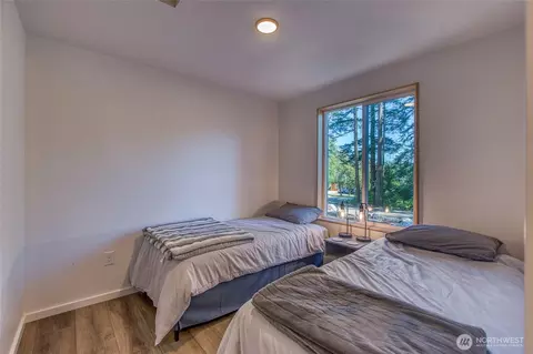 Bedroom - 311 Enchanted Forest Rd, Eastsound, WA 98245 photo 1 of 4