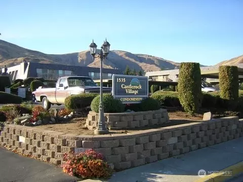 1535 Castlerock Ave #2, Wenatchee, WA 98801