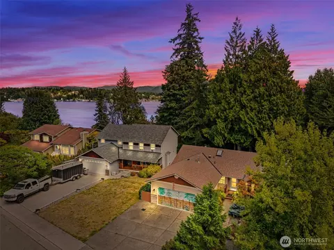 617 98th Dr NE, Lake Stevens, WA 98258
