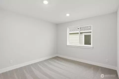 Bedroom - 732 Weaver Dr E, Enumclaw, WA 98022 photo 6 of 6