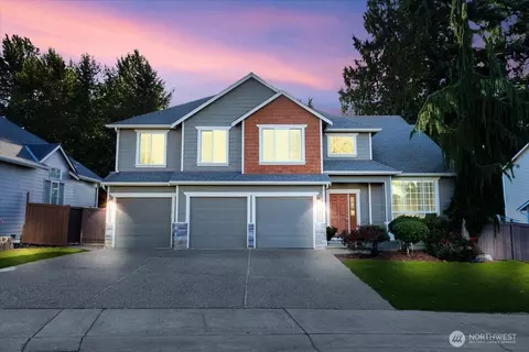 17329 34th Pl W, Lynnwood, WA 98037