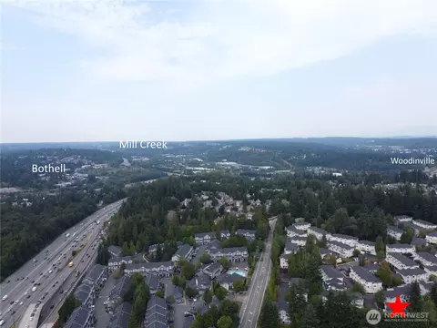 View/Area - 16214 118th Ln NE, Bothell, WA 98011 photo 2 of 5