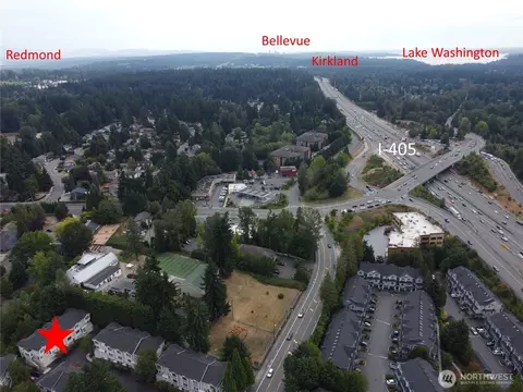 View/Area - 16214 118th Ln NE, Bothell, WA 98011 photo 4 of 5