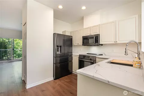 Kitchen - 16214 118th Ln NE, Bothell, WA 98011 photo 3 of 3