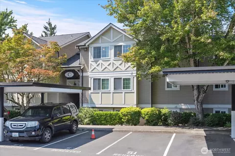 26027 106th Pl SE #C302, Kent, WA 98030