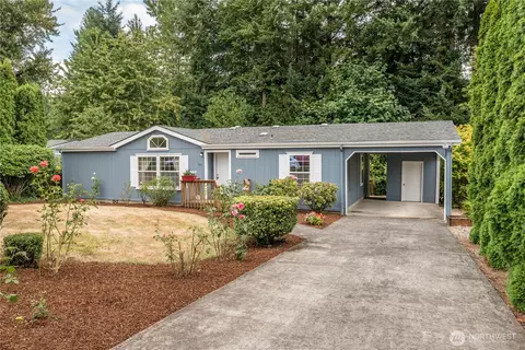 55 Veys Dr, Kelso, WA 98626