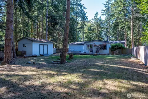 1054 Donald Ave, Oak Harbor, WA 98277