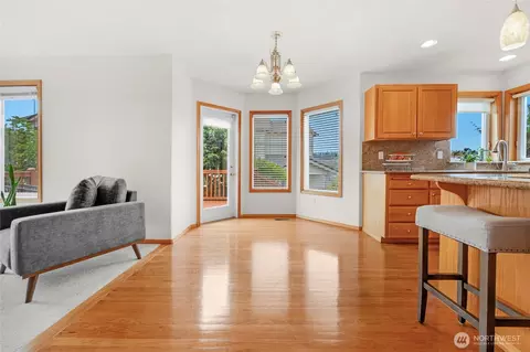 Living - 18418 12th Dr, Bothell, WA 98012 photo 3 of 5