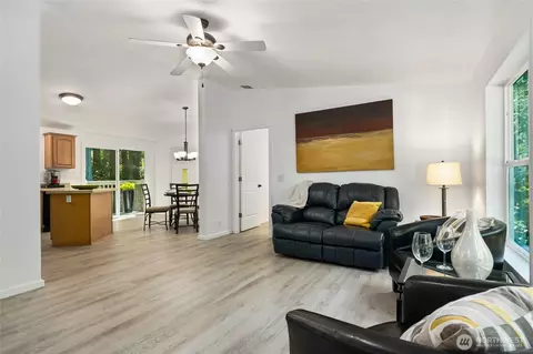 1124 E Sunset Hill Rd, Shelton, WA 98584