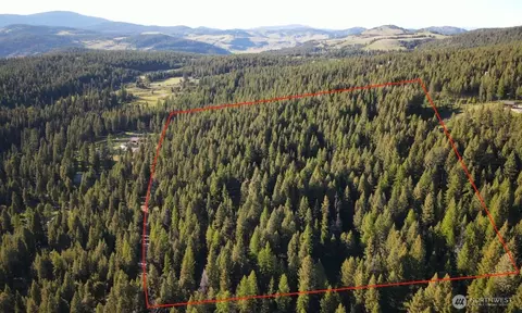 1124 Cape Labelle Rd, Wauconda, WA 98859