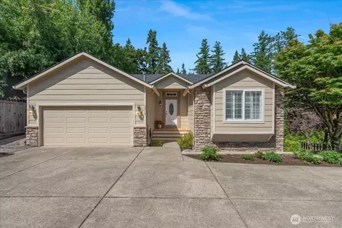 3015 NW Vanguard Pl, Camas, WA 98607