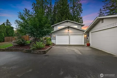 10711 62nd Ave E, Puyallup, WA 98373