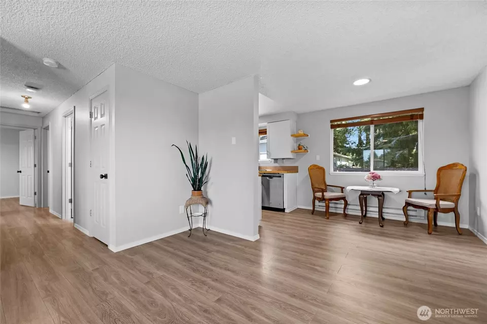 Entry Way - 9311 58th Dr NE, Marysville, WA 98270 photo 1 of 1