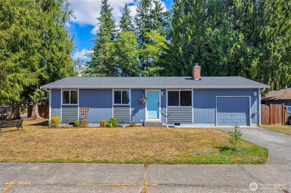 Exterior - 9311 58th Dr NE, Marysville, WA 98270 photo 2 of 8