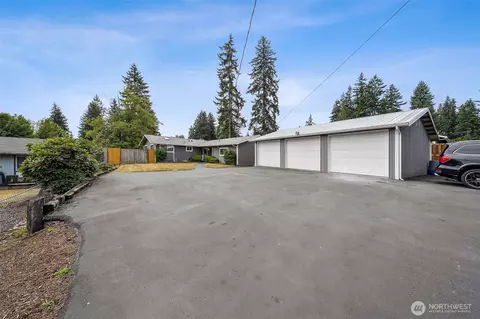 19505 67th St E, Bonney Lake, WA 98391
