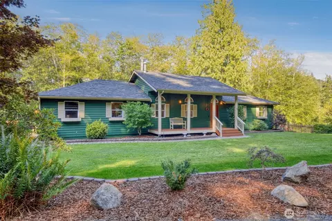 8430 NE Country Woods Ln, Kingston, WA 98346