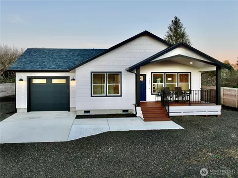 152 Calawah St SW, Ocean Shores, WA 98569