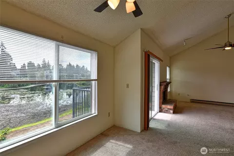 Living - 820 E Cady Rd #E304, Everett, WA 98203 photo 2 of 6