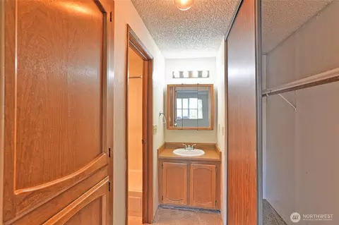 Other - 820 E Cady Rd #E304, Everett, WA 98203 photo 4 of 6
