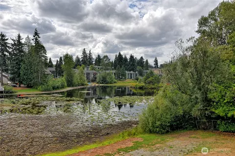 820 E Cady Rd #E304, Everett, WA 98203