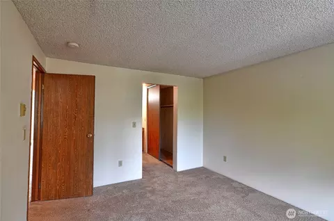 Bedroom - 820 E Cady Rd #E304, Everett, WA 98203 photo 4 of 4