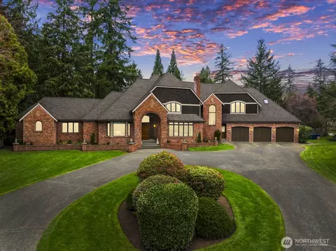 21934 NE 140th Way, Woodinville, WA 98077