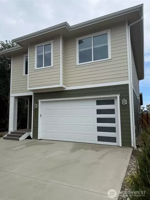 448 Laurel Ct SW, Ocean Shores, WA 98569